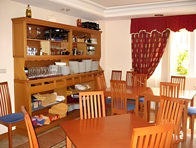 Food & Drinks 5, Hotel Camargo, Cantabria