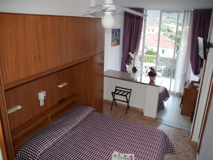 Bedroom 6