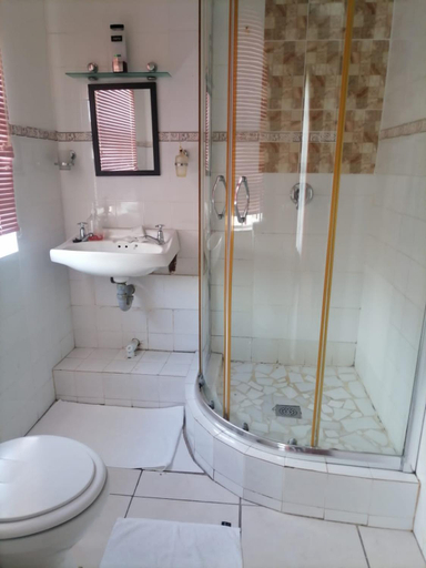 Others 3, Ezamampondo Guest House, Buffalo City