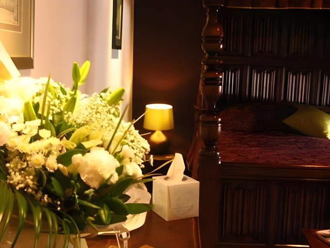 Bedroom 2, The Oxenham Arms Hotel Devon, Devon