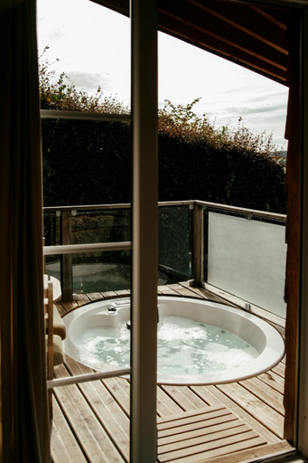 Others 3, L'Escale Zen - Tiny House (Jacuzzi/Sauna), Liège
