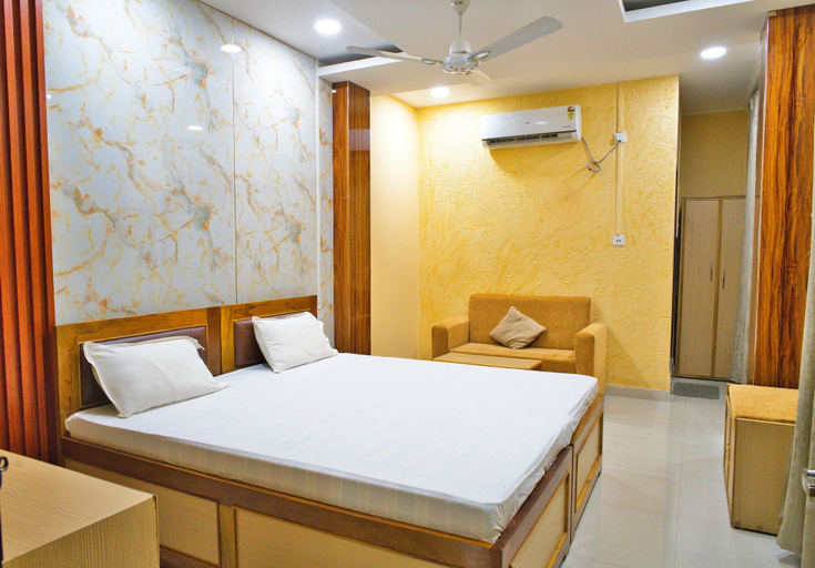 Bedroom 2, Hotel Royal Residency Assam By GRB, Golaghat