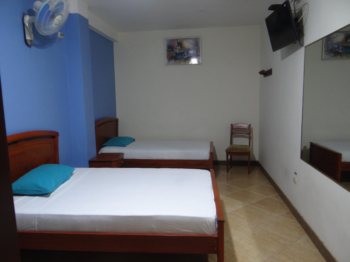 Others 3, Hotel Murcia, Guayaquil