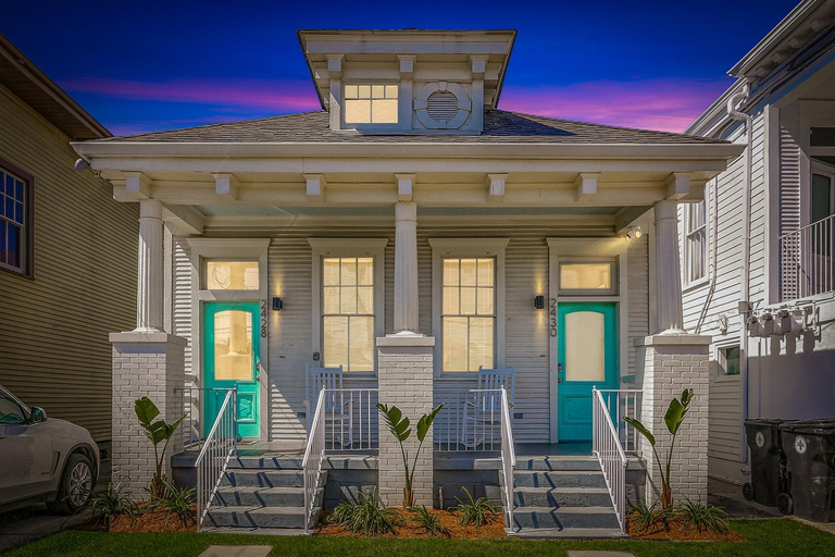 Private 2BR in Uptown by Hosteeva, Orleans