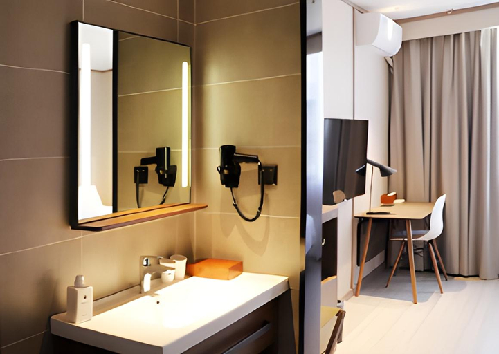 Bathroom 3, Hanting Hotel Feng City Government, Yichun