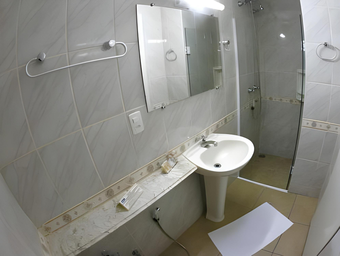 Bathroom 3, Hotel Ilhasol, Ilhabela
