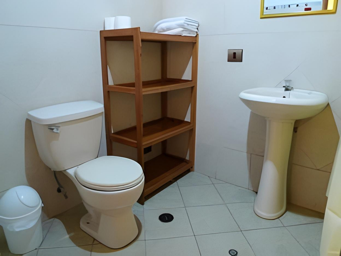 Bathroom 3, Hospedaje Chaska Pisac, Calca