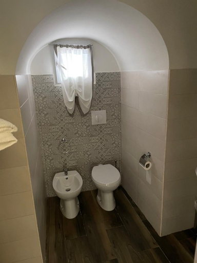 Others 5, Exclusive Rooms, Barletta-Andria-Trani
