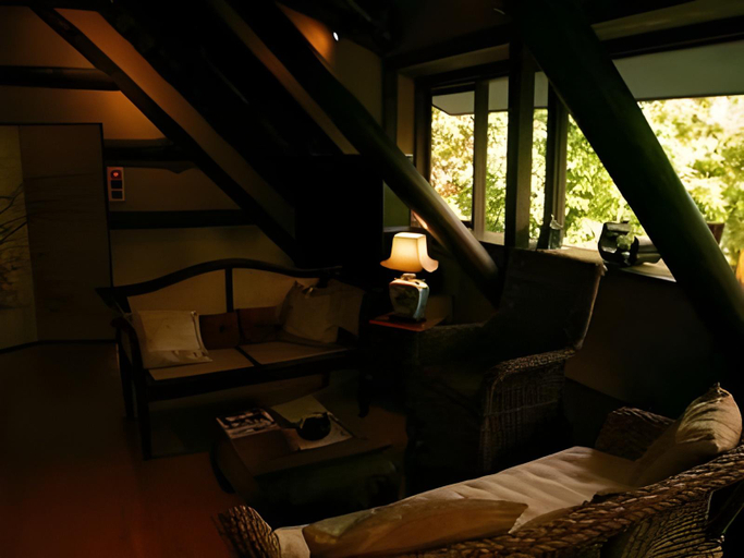 Public Area 1, Tsukino Usagi Hotel, Itō