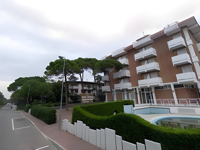 Others 2, Hotel Ambassador Meuble, Udine