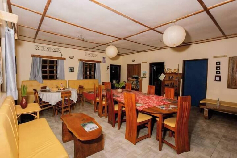 Food & Drinks 5, Ruwenzori View Guest House, Fort Portal