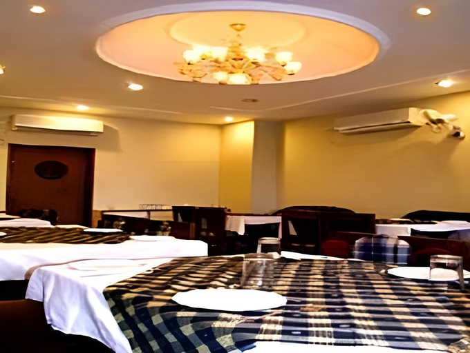 Food & Drinks 5, Hotel Punnu International, Amritsar
