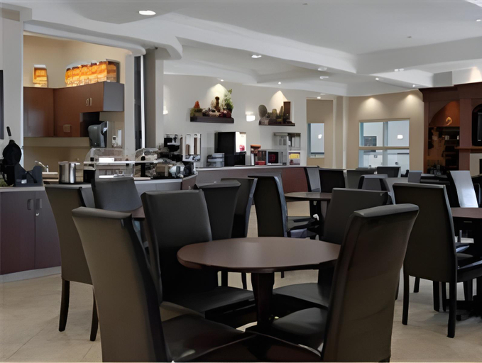 Food & Drinks 5, Canalta Camrose, Division No. 10