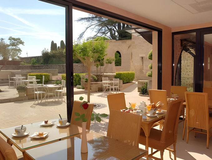 Others 5, Au Logis des Remparts, Gironde