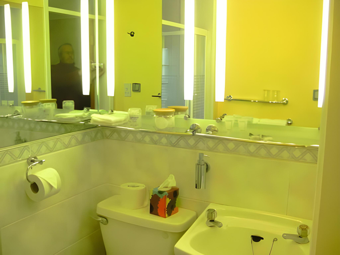 Bathroom 4, Kilbree House B&B