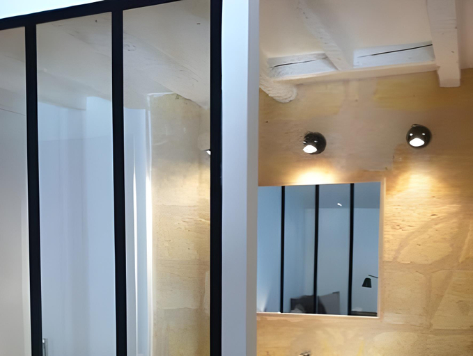 Bathroom 4, Hotel La Cour Carree Bordeaux Centre, Gironde