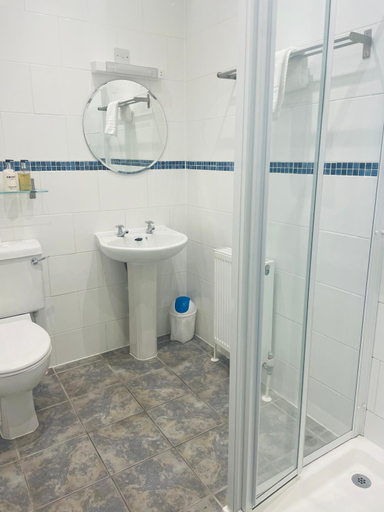 Bathroom 3, The Limes, Dorset