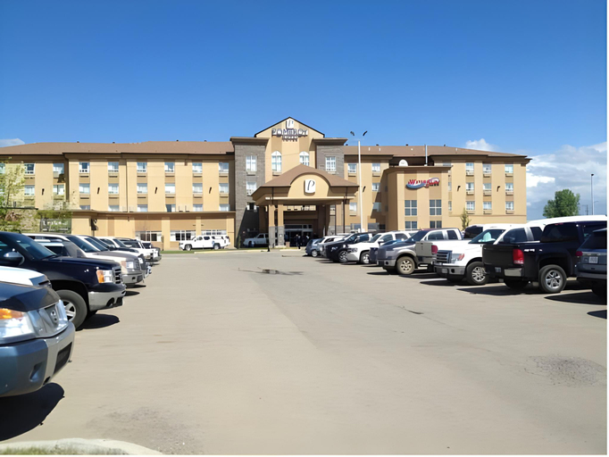 Others 4, Pomeroy Hotel Fort St. John, Peace River