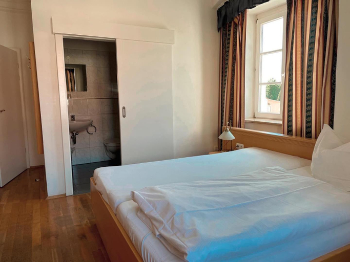 Bedroom, Hotel Schwarzacher Hof, Straubing-Bogen