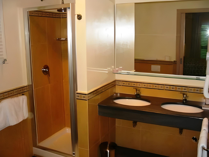 Bathroom 4, VILLA NINA, La Spezia