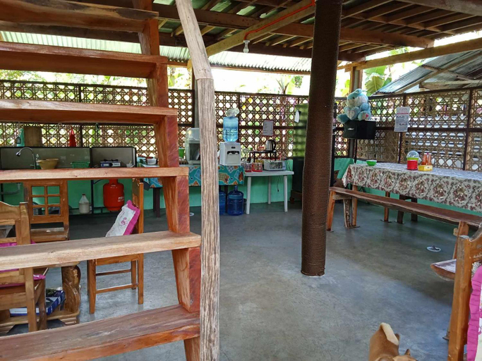 Food & Drinks 5, LHOYJEAN Garden Hostel, Batuan