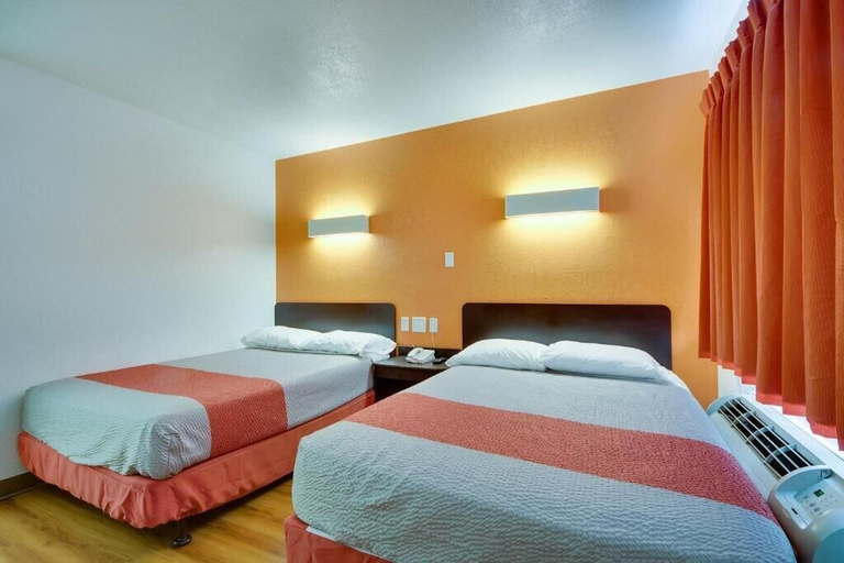 Bedroom 2, AVERA SUITES, Muskogee