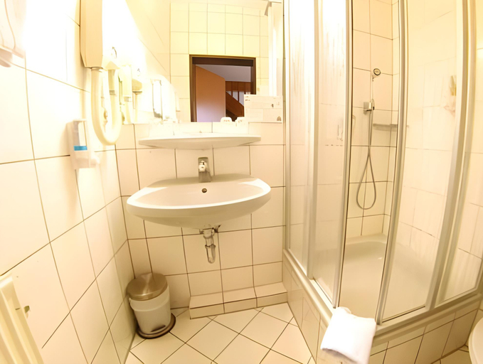 Bathroom, Hotel Residence, Segeberg