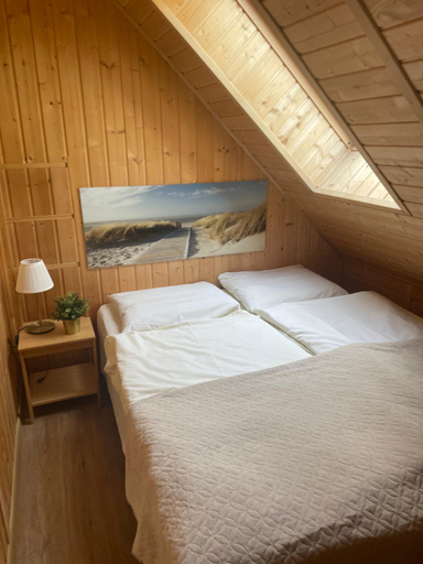 Others 2, Sosnowa Mila - domy i apartamenty, Kamień