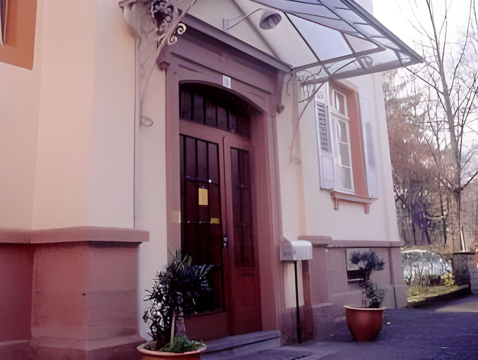 Others 5, Alleehaus, Freiburg im Breisgau