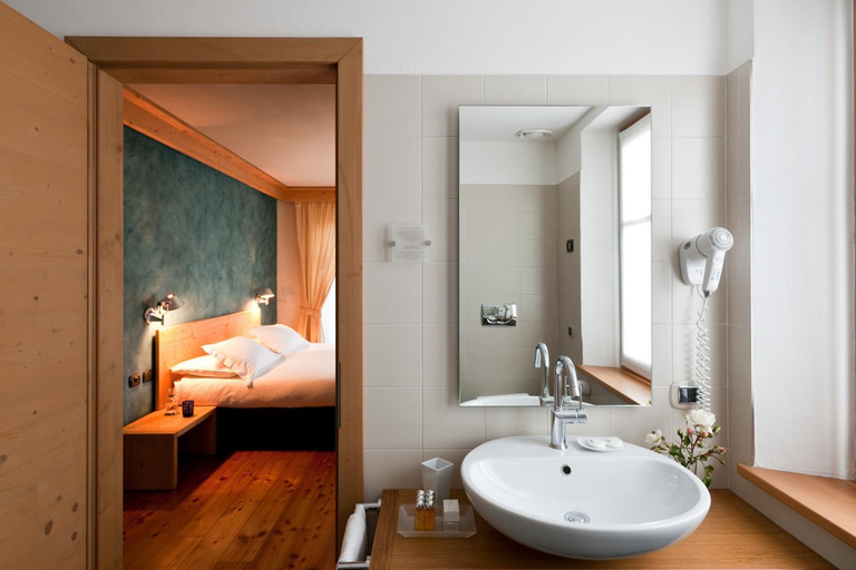 Bathroom 4, Meuble Sertorelli Reit, Sondrio