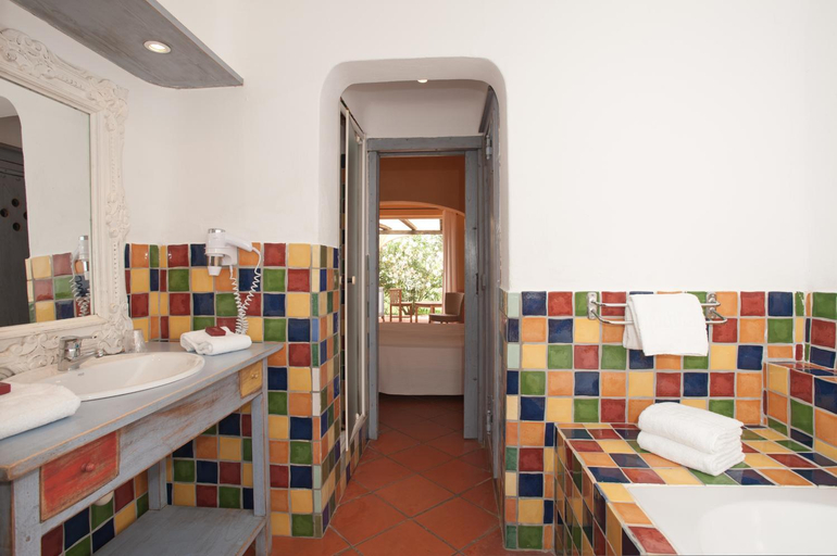 Bathroom 3, Residence Domaine De Caranella, Corse-du-Sud