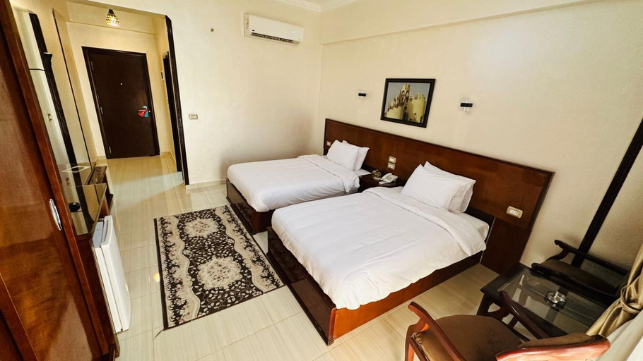 Bedroom 3, Badr Hotel & Resort El Kharga, Al-Wahat al-Kharijah