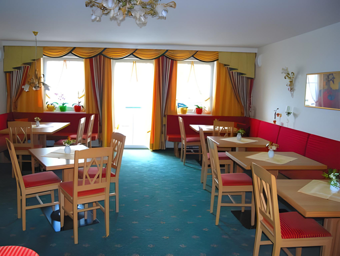 Others 2, Residence Rossboden mit Hallenbad, Bolzano