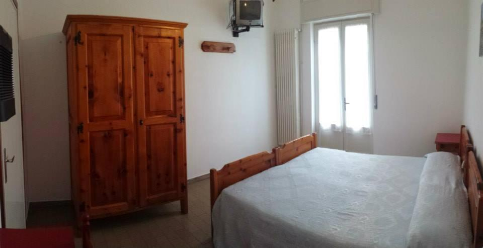 Bedroom 2, Albergo Ristorante Pizzeria Bellavista, Lecco