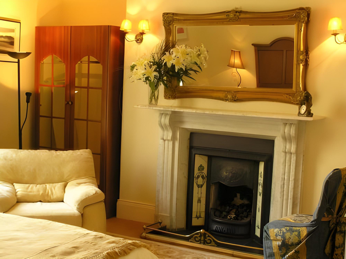 Bedroom 2, Waterloo Town House & Suites, Dublin