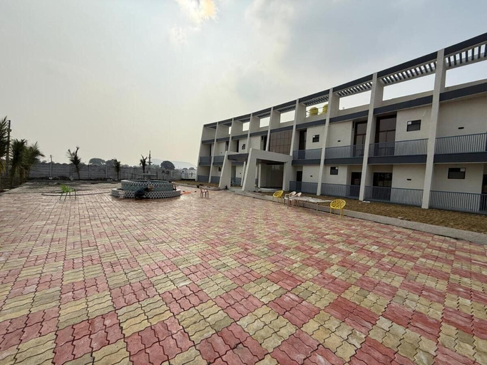 Exterior & Views 2, Hotel Madhuban, Aurangabad