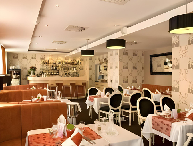 Food & Drinks 5, Hotel Academic, Zvolen