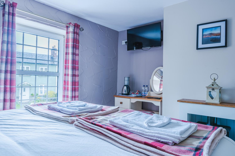 Bedroom 2, The Cock Hotel, Powys