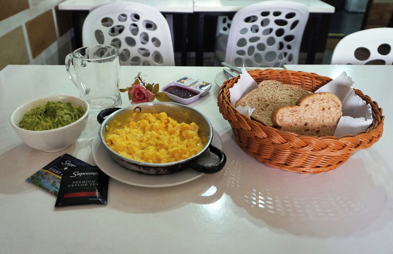 Food & Drinks 4, Hostal del Viajero Nampëlkafe, Valparaíso