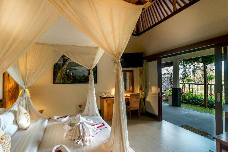 Bedroom 13