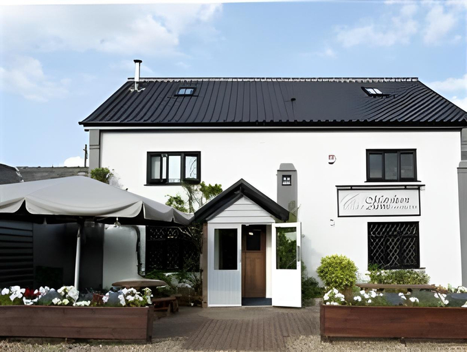 Exterior & Views 2, Marsham Arms Coaching Inn, Norfolk