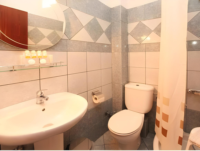 Bathroom 2, Sunny Hotel Thassos, East Macedonia and Thrace