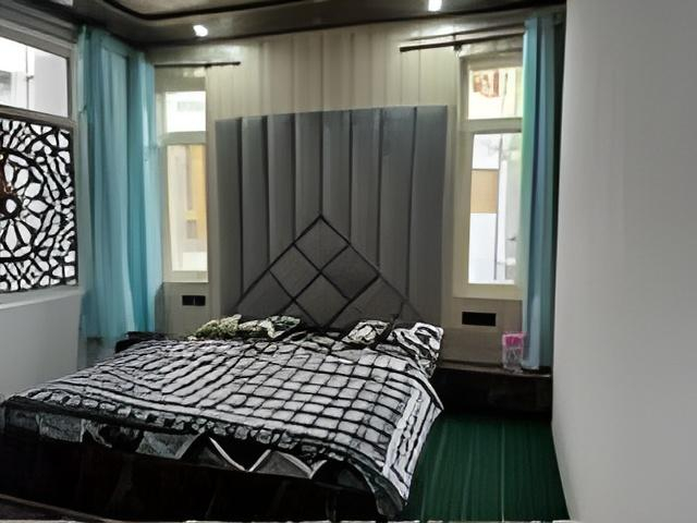 Bedroom 5, Hotel Resonance Exotic, Srinagar