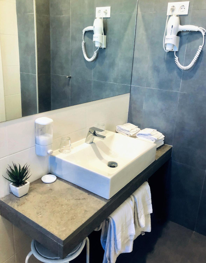 Bathroom 4, Hotel Botanico de Coimbra, Coimbra