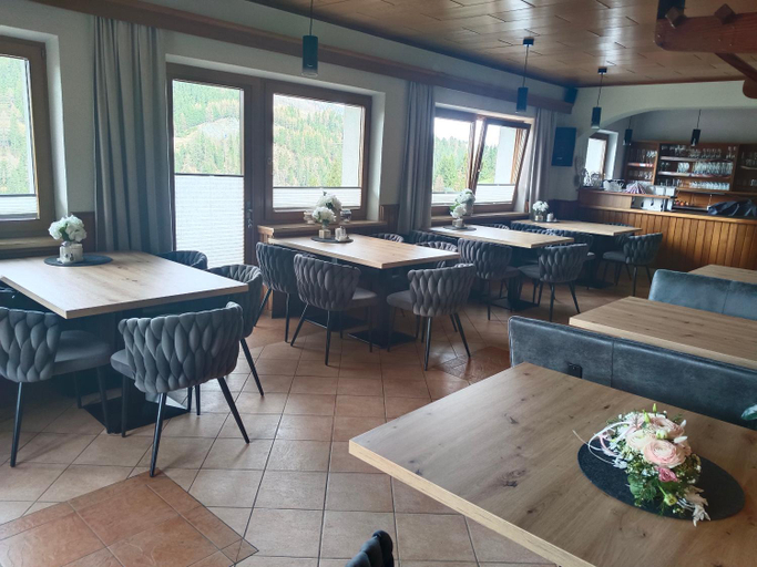 Food & Drinks 4, Haus Berghof, Innsbruck Land