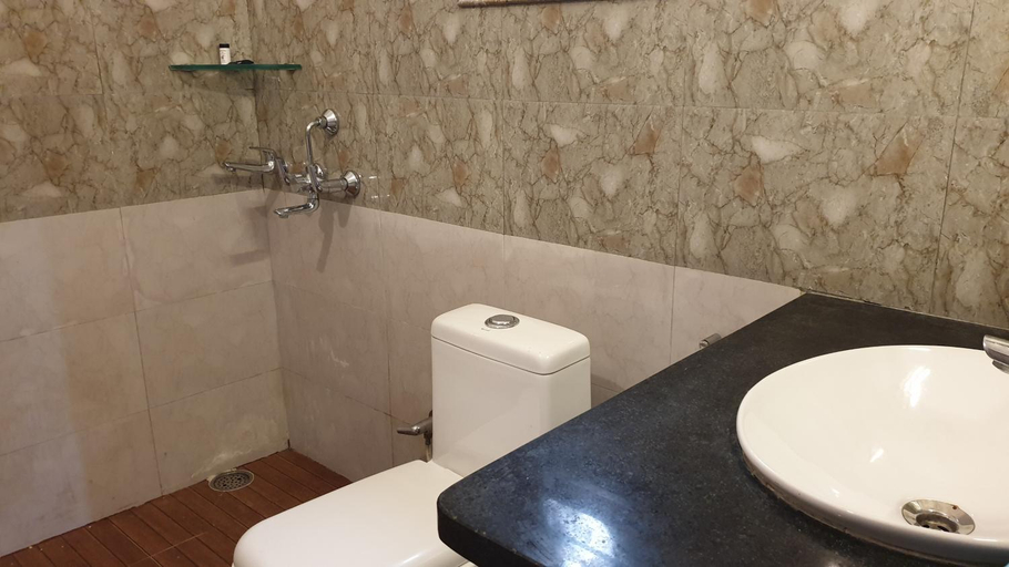 Bathroom 3, Aranya Vilas Ranthambore, Sawai Madhopur