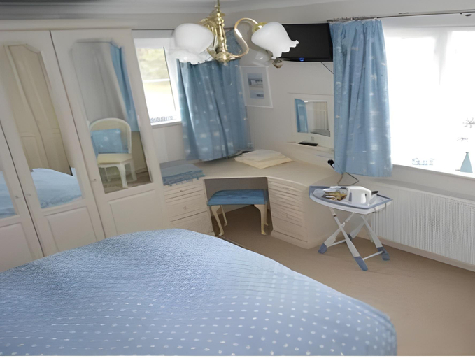 Others 5, Downsfield Bed and Breakfast, Cornwall