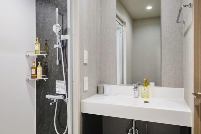 Bathroom 29
