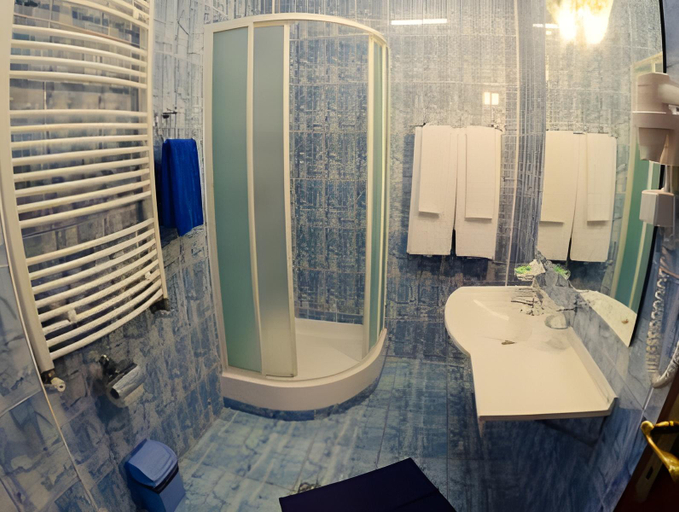 Bathroom 4, Hotel Hera, Predeal