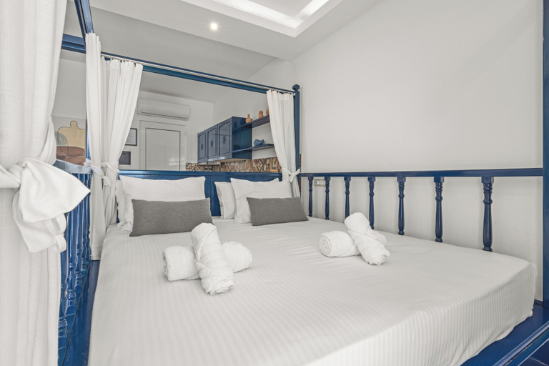 Bedroom 4, ammos stegna studios, South Aegean